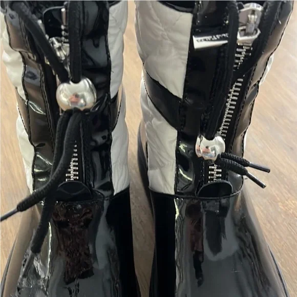 Aquatalia Italian Rain Boots US 8 LIKE NEW fit like between sizes 7.5 - 8 Women - Picture 4 of 15